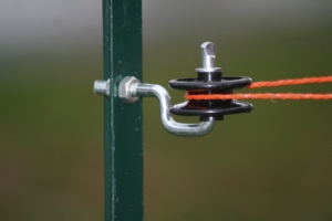 Hoekisolatoren v. koord en draad met M6
